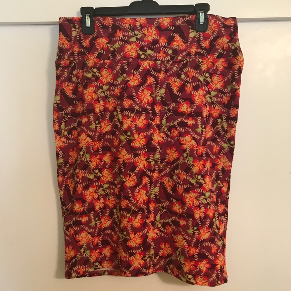 XL Lularoe Cassie skirt